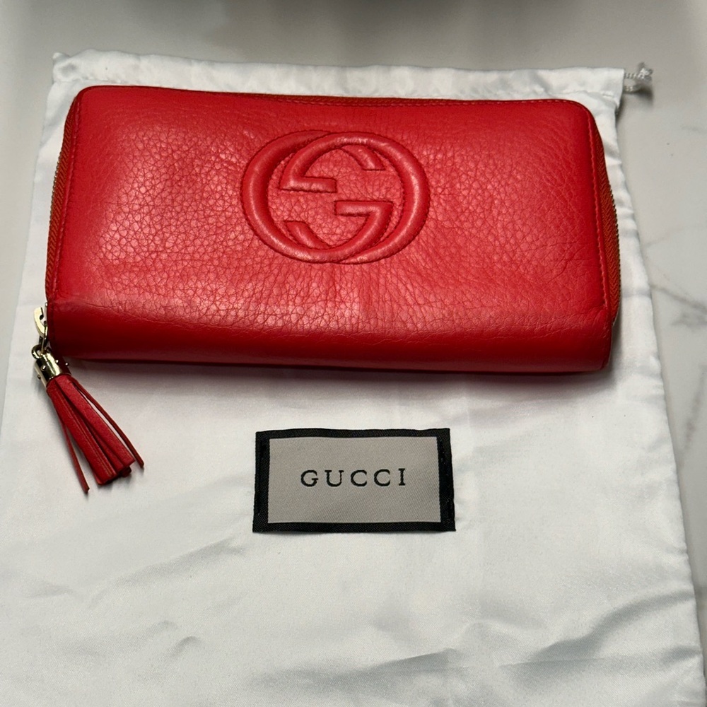 Gucci Red Coral Soho Interlocking GG Leather Zip Around Wallet + Gucci Dusty - Picture 3 of 16